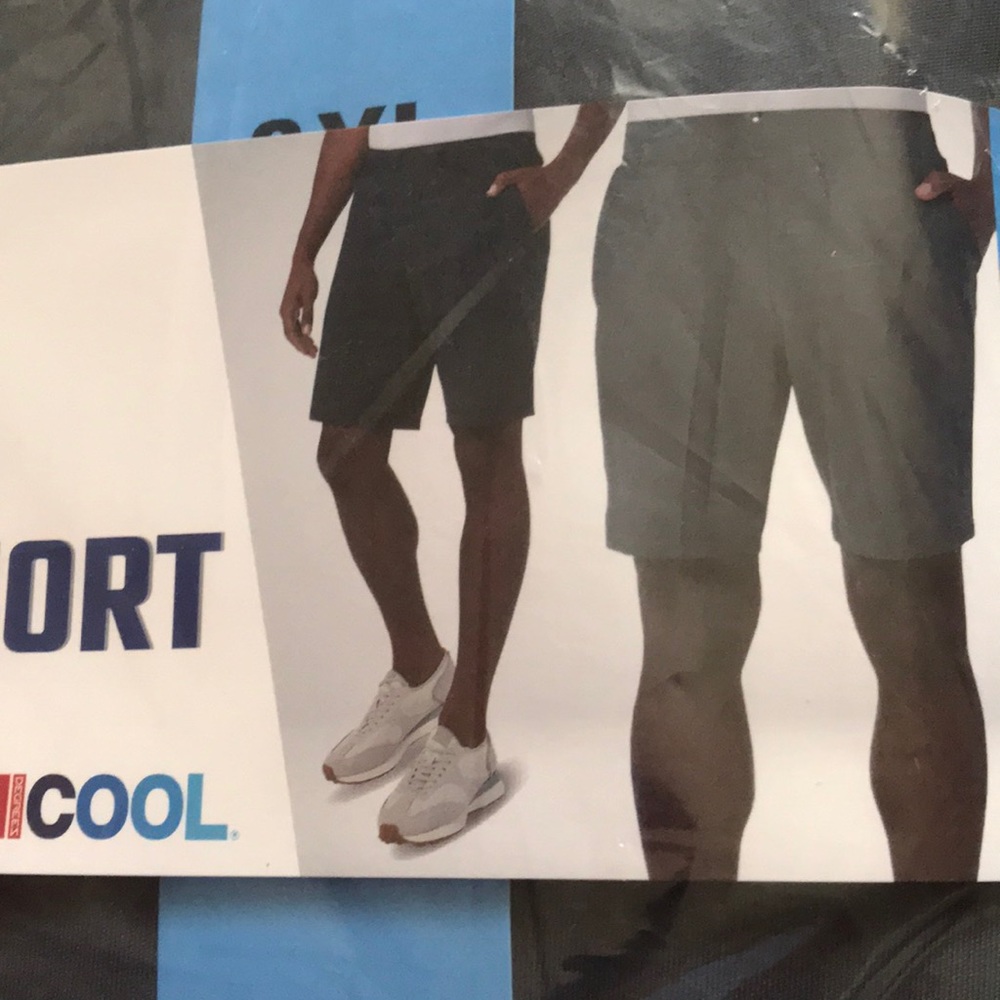 PRICE FIRM (2) packs of (2)pair in each pack of men’s performance shorts ( - Picture 4 of 16